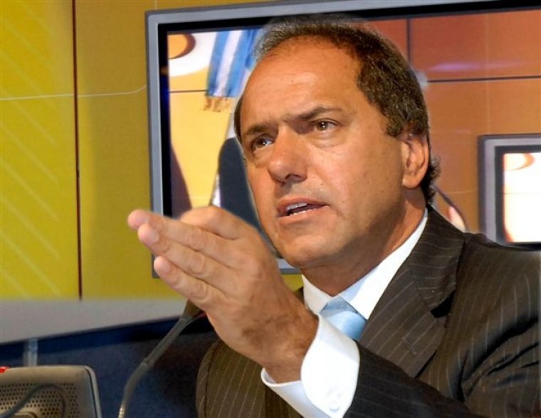 Scioli acusó a Macri de llevar adelante una «campaña sucia»