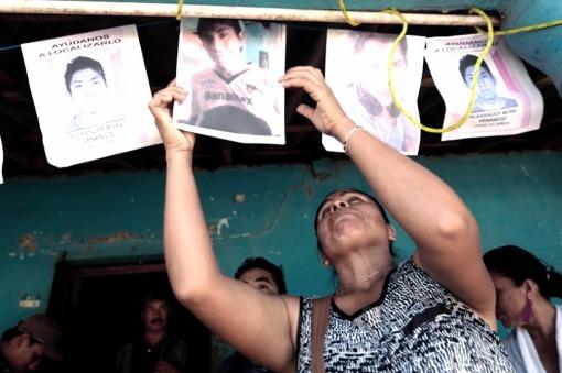 Padres de los 43 estudiantes mexicanos fijarán postura tras el dictamen de los forenses argentinos