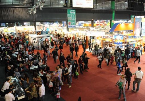 16% de los visitantes a la Feria del Libro 2014 llegó del interior del país