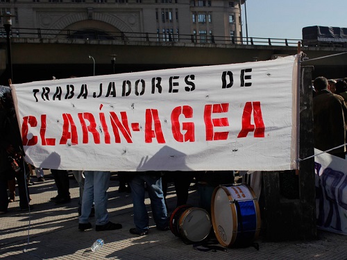 Trabajadores de Clarín/AGEA exigen mejoras salariales