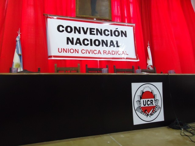 Desacuerdos dentro de la UCR por alianza con Macri