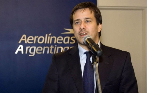 Recalde le pidió a Macri que defina «qué es, para él, administrar bien Aerolíneas Argentinas»