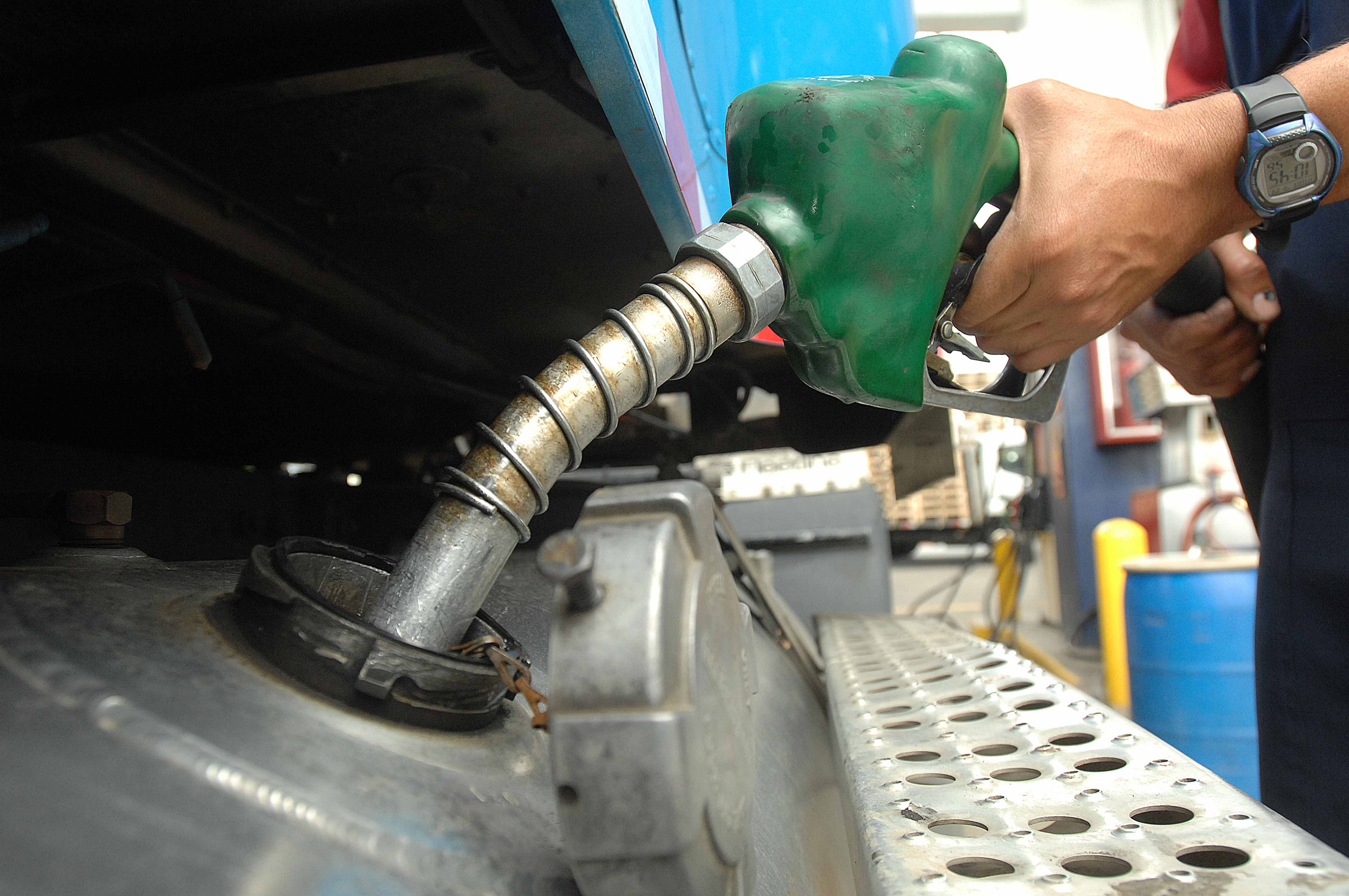 Tercer aumento de combustibles en 2015