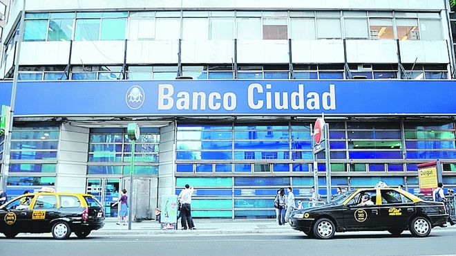 El Banco Ciudad reconoció que la suba del dólar ilegal es por especulaciones preelectorales