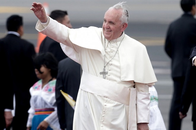 El Papa se despidió de Bolivia y llegó a Paraguay, última escala de la gira