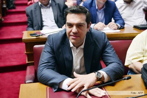 Grecia comienza a negociar con sus acreedores internacionales