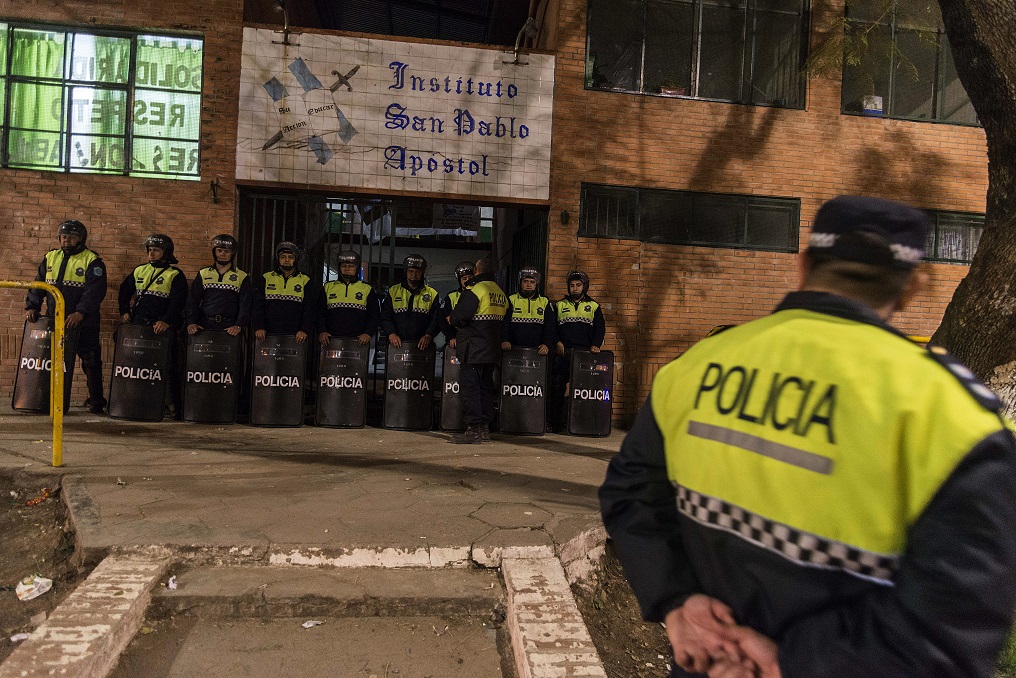 Mientras Macri denunciaba fraude sus candidatos eran detenidos por quemar urnas