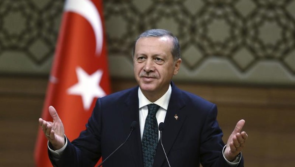 Confirman elecciones anticipadas en Turquía el próximo 1º de noviembre