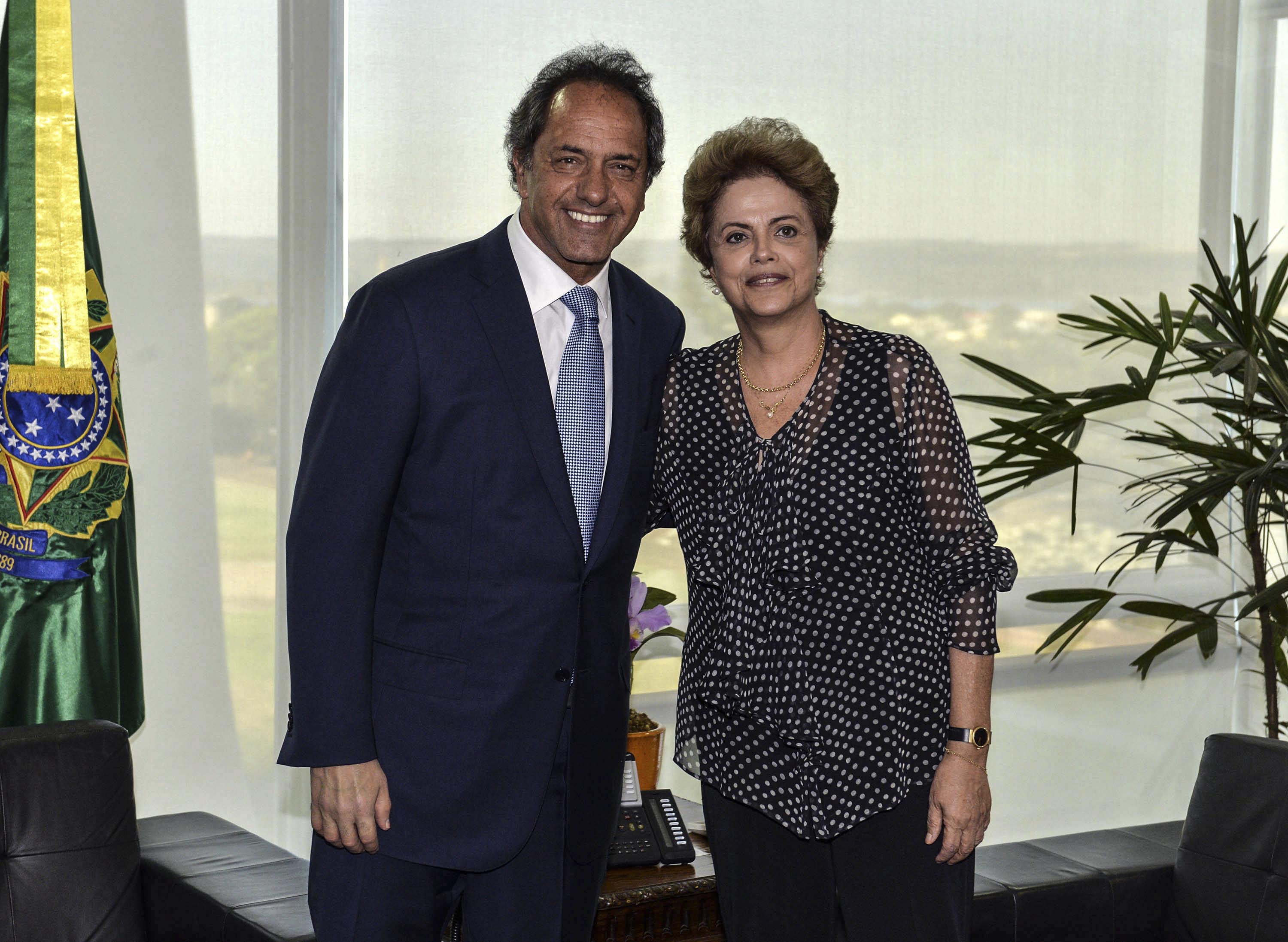 Scioli se reunió con Dilma y sostuvo que si triunfa en las elecciones continuará con la integración