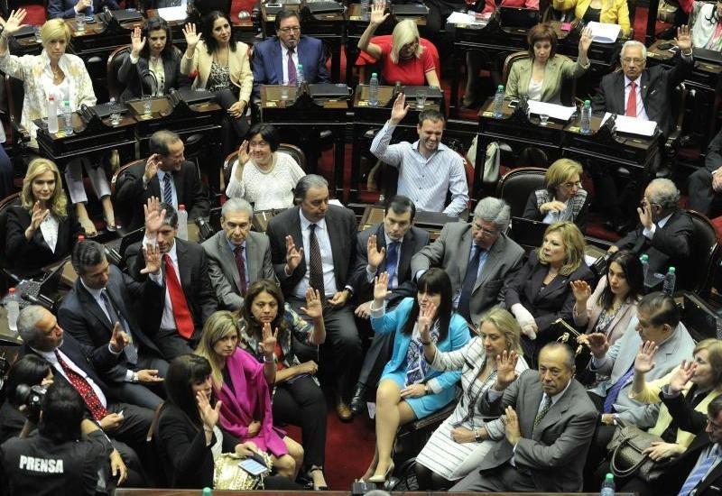 La Asamblea Legislativa proclamó las fórmulas para el balotaje