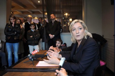 Le Pen anunció que no le va a dejar al Gobierno «ni un minuto de tranquilidad»