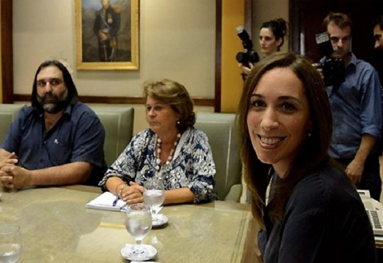Vidal ofrecerá un premio por presentismo a los docentes