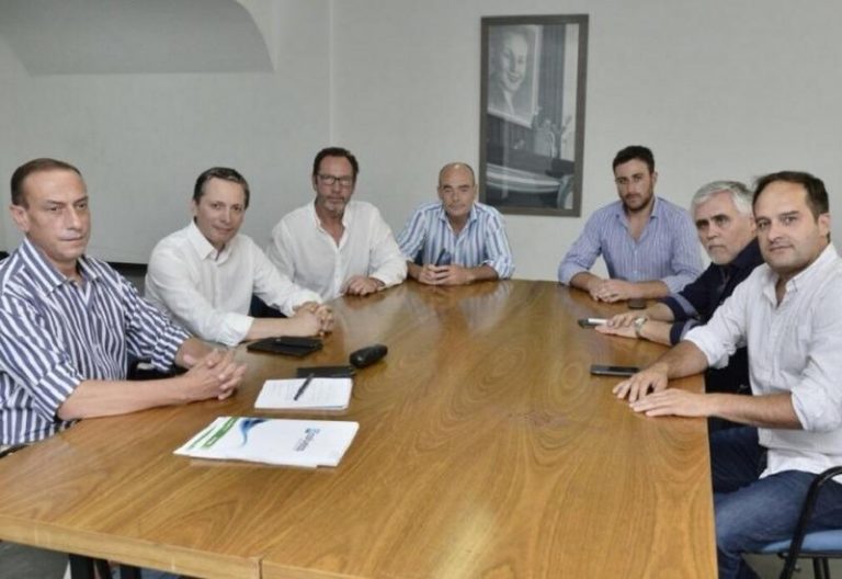 Intendentes del PJ volvieron a reunirse con la mira puesta en el agro