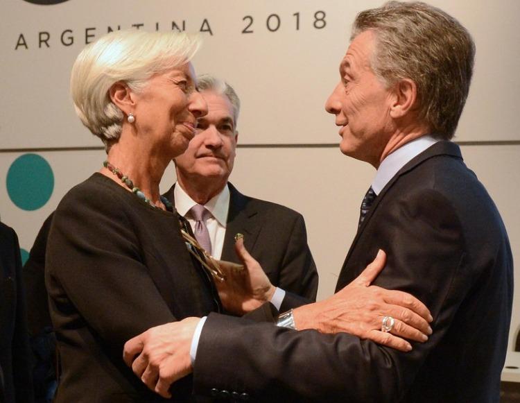 El Gobierno ya analiza pedirle perdón al FMI por incumplir la exigencia de no superar un 32% de inflación