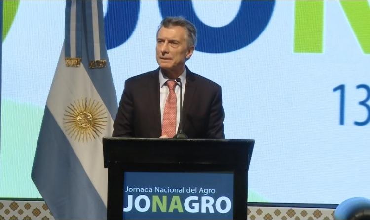 Macri al Agro: «Les hemos pedido este último esfuerzo temporal de un impuesto que es malísimo»