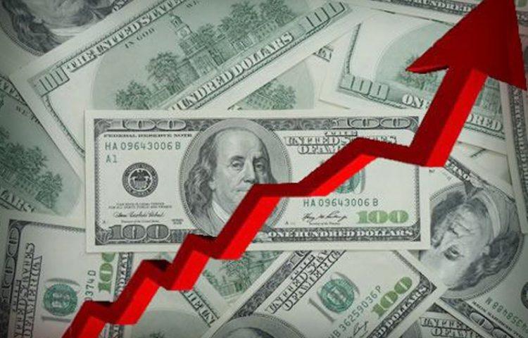 Efecto Caputo: el dólar se disparó casi $1 en el Banco Nación, a pesar del paro y las pocas operaciones