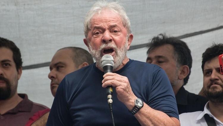 Alberto Fernández viajará a Brasil para visitar a Lula