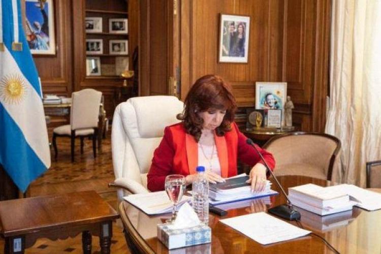 Cristina Fernández solicitó ser querellante en la causa en la que se investiga a Revolución Federal