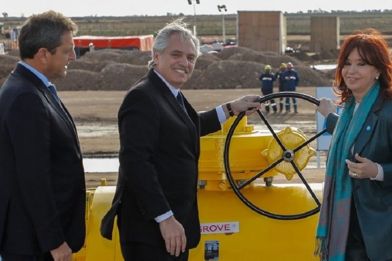 El Gobierno inauguró el primer tramo del Gasoducto Néstor Kirchner